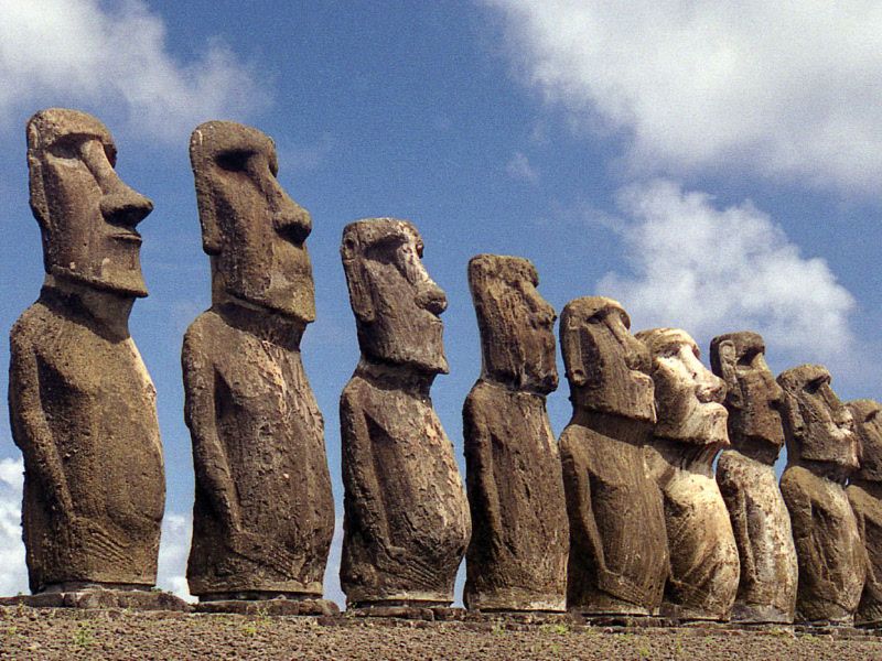 osterinsel-moai.jpg