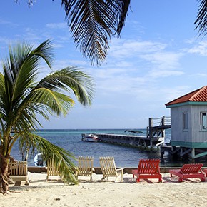 Condor verbindet Cancun mit Belize City