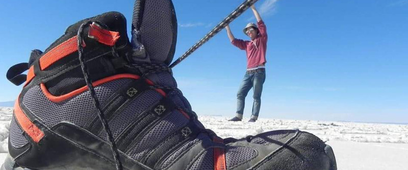 Perspektivenfoto in der Uyuni-Wüste