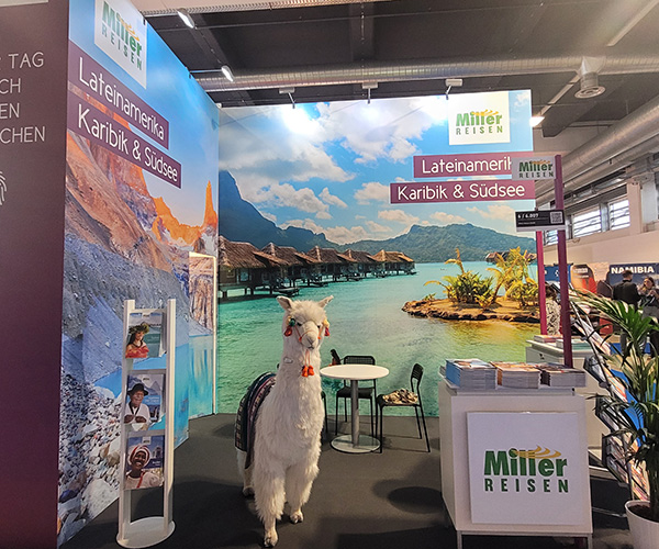 Messestand von Miller Reisen auf der FESPO in Zürich
